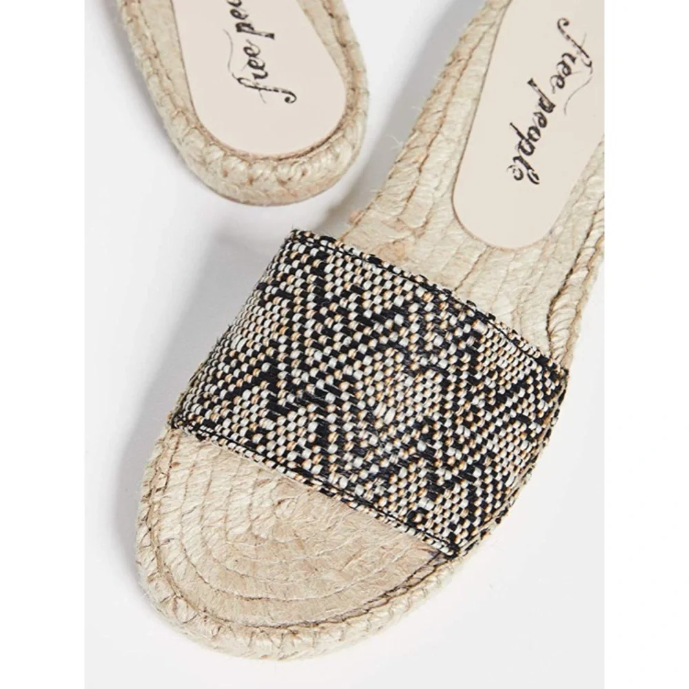 Black & Cream Woven Espadrille Slide - Women